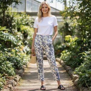 J McLaughlin Alma Pant Heron white with navy Toile printed denim pants SZ-4
